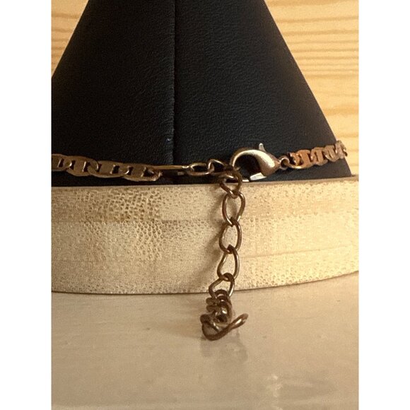 Gold Tone Chain Bracelet With Lobster Clasp & Adjustable Length - Picture 2 of 3